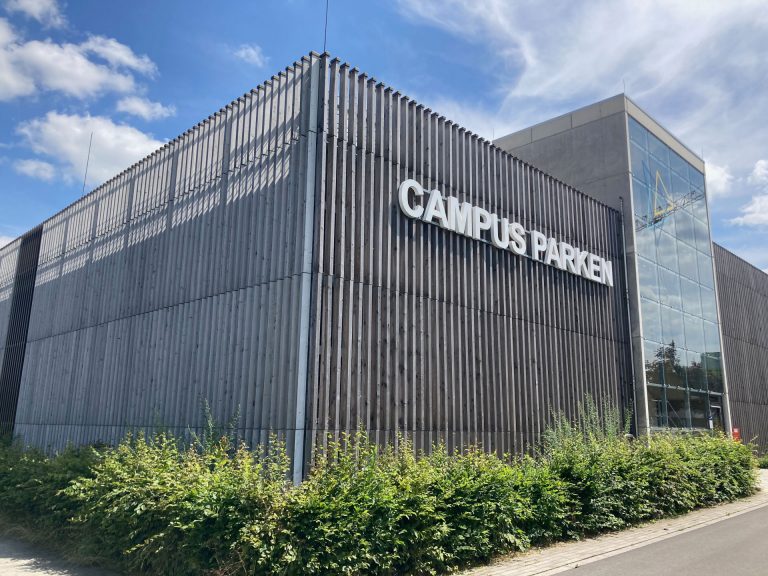 Parkhaus Campus 01